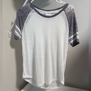 Lightweight Baseball Style Tee, Size M